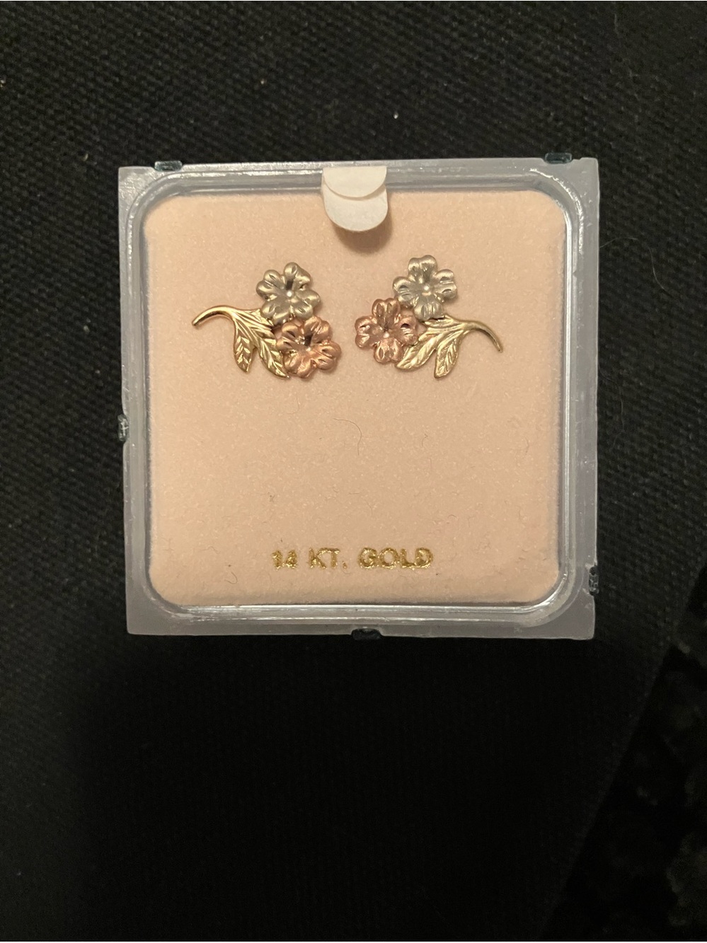 14K GOLD tri-color vintage earrings NWT